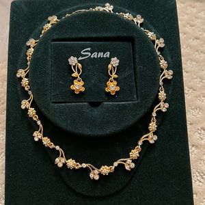 Artificial gold floral jewelry set